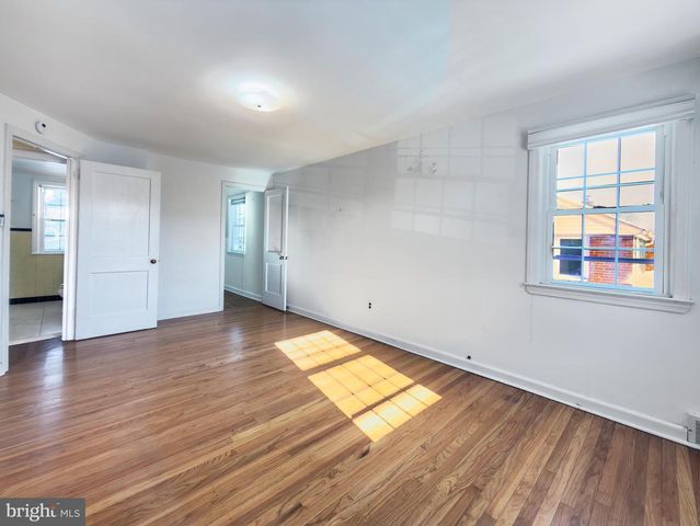 425 HARRINGTON RD, Havertown, PA 19083