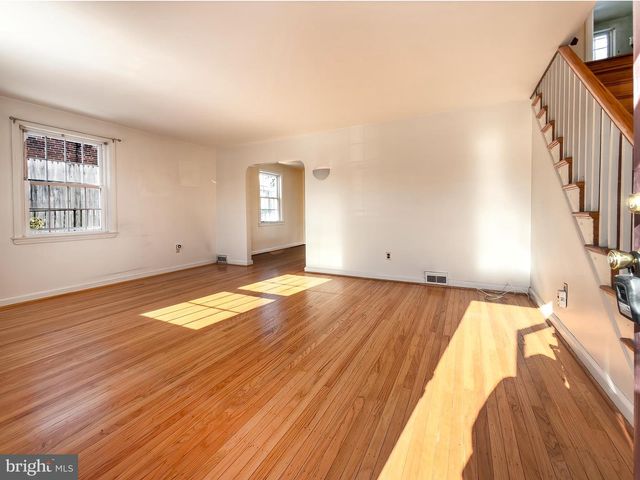 425 HARRINGTON RD, Havertown, PA 19083