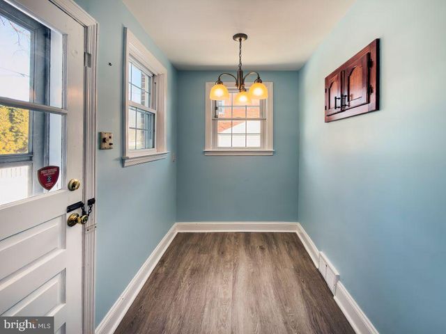 425 HARRINGTON RD, Havertown, PA 19083