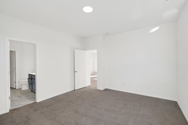 4063 Reflection Place, Valparaiso, IN 46385