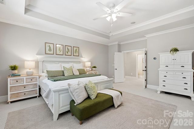 16601 Doves Canyon Lane, Charlotte, NC 28278