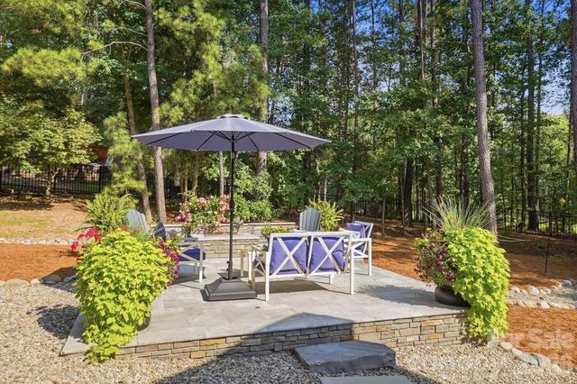 16601 Doves Canyon Lane, Charlotte, NC 28278