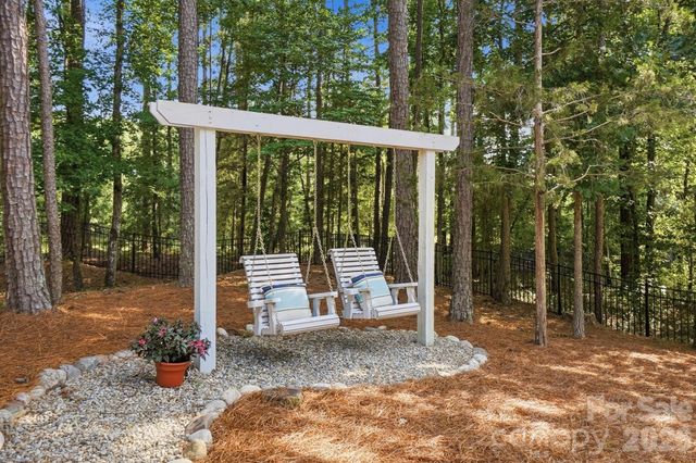 16601 Doves Canyon Lane, Charlotte, NC 28278