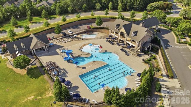16601 Doves Canyon Lane, Charlotte, NC 28278