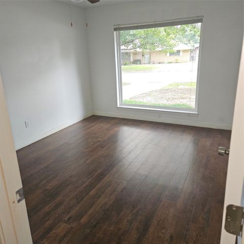 5012 Westhaven Drive, Fort Worth, TX 76132
