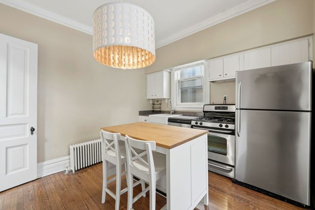 2428 N Geneva Terrace, Chicago, IL 60614