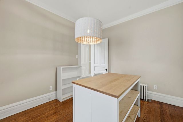 2428 N Geneva Terrace, Chicago, IL 60614