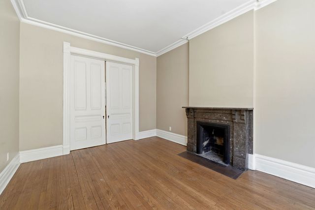 2428 N Geneva Terrace, Chicago, IL 60614