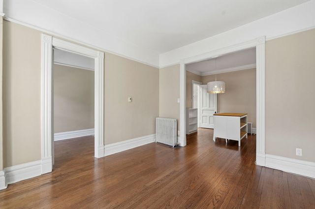 2428 N Geneva Terrace, Chicago, IL 60614