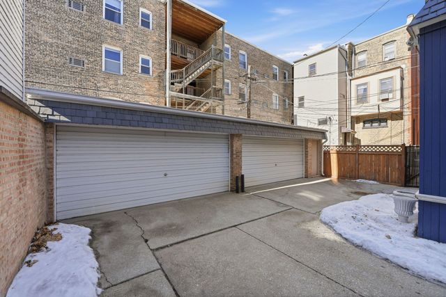 2428 N Geneva Terrace, Chicago, IL 60614