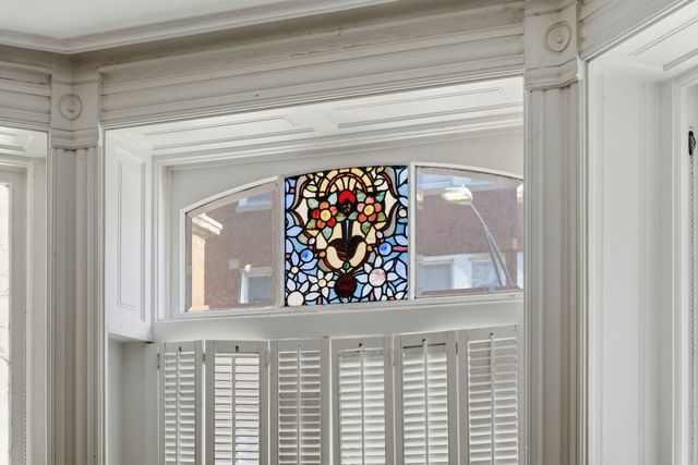 2428 N Geneva Terrace, Chicago, IL 60614