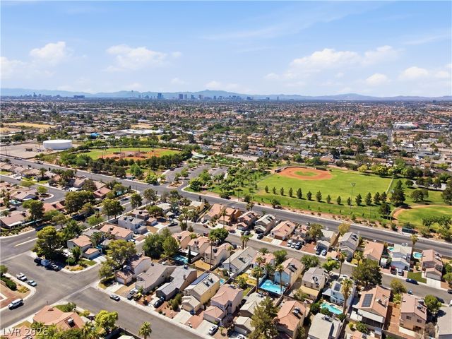 6608 Kirwan Heights Way, Las Vegas, NV 89108
