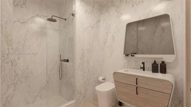 250 Collins Ave 209, Miami Beach, FL 33139