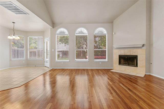 1616 Chasewood DR, Austin, TX 78727