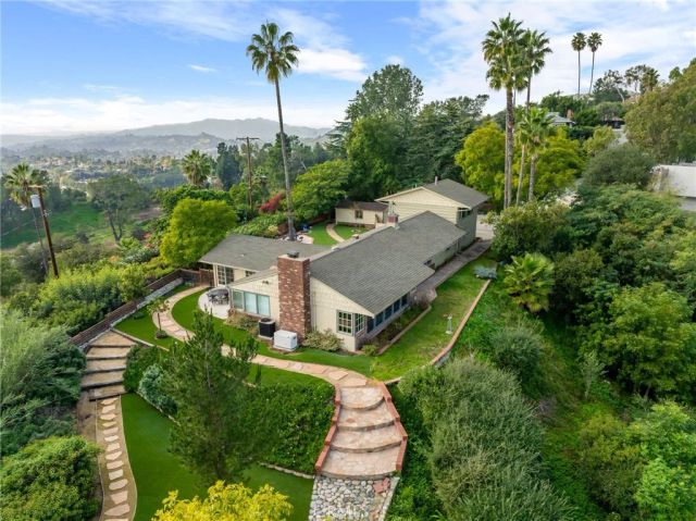 120 Kenworthy, Pasadena, CA 91105