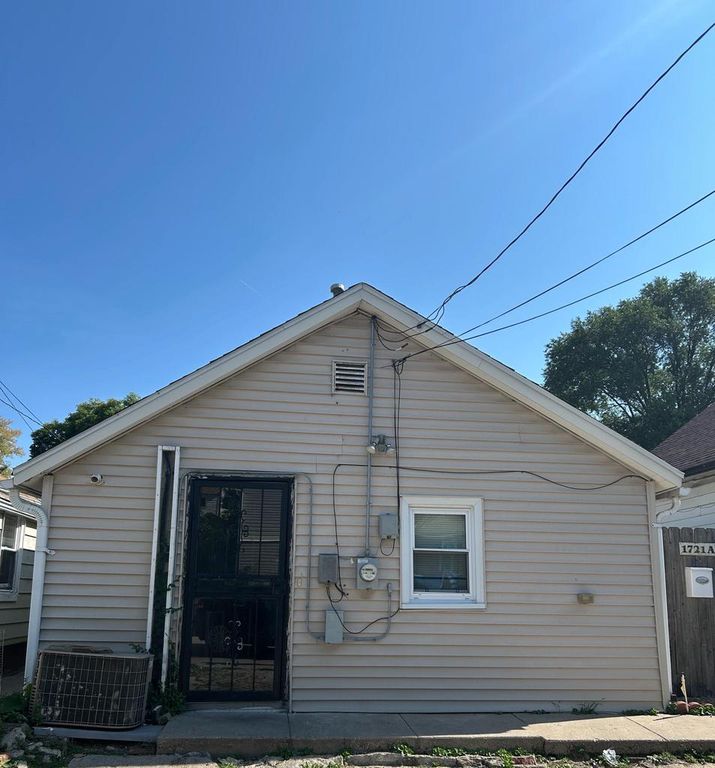 1721 S 3rd STREET #A, Milwaukee, WI 53204