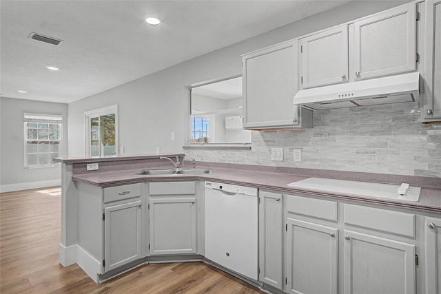 11462 COMMERCIAL STREET, Orlando, FL 32836