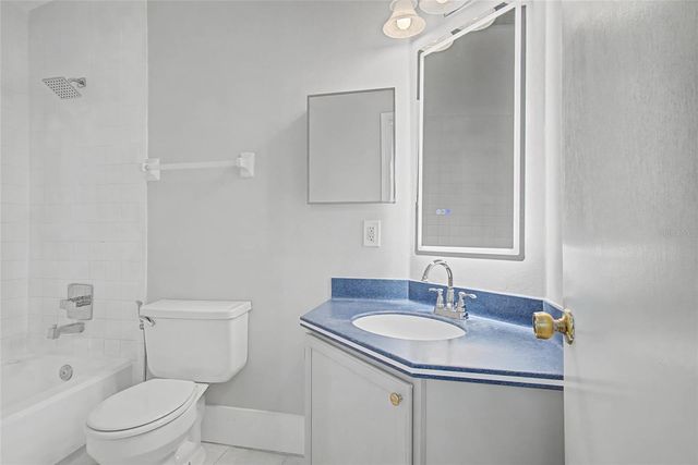 11462 COMMERCIAL STREET, Orlando, FL 32836