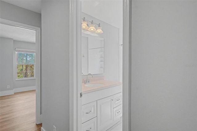 11462 COMMERCIAL STREET, Orlando, FL 32836