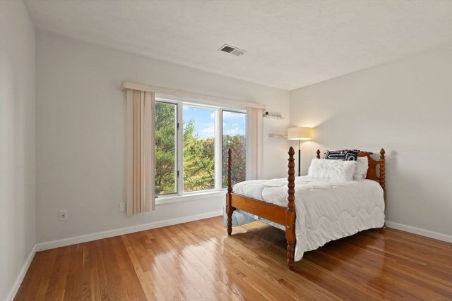 74 Eisenhower Dr., Sharon, MA 02067