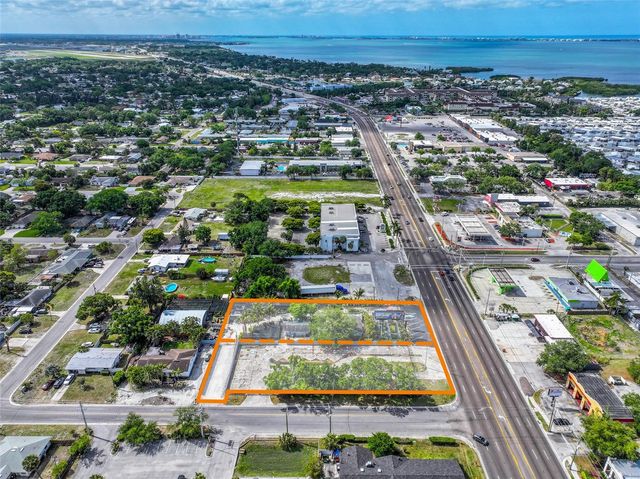 6605 14TH STREET W, Bradenton, FL 34207