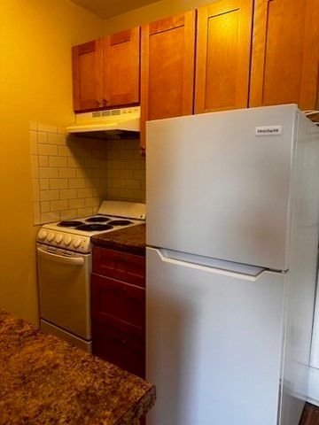 483 Newport Ave 2, Quincy, MA 02170