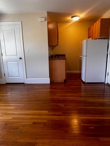 483 Newport Ave 2, Quincy, MA 02170