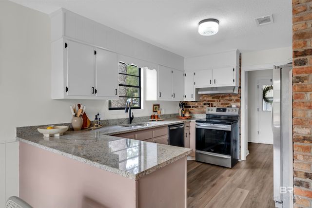 7268 Riverwood Drive East, Foley, AL 36535