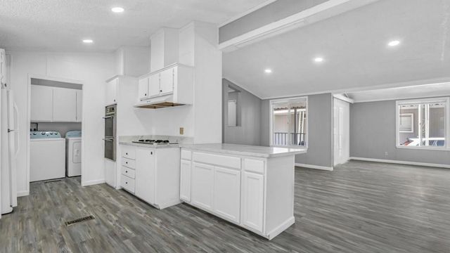 353 Mill Pond, San Jose, CA 95125