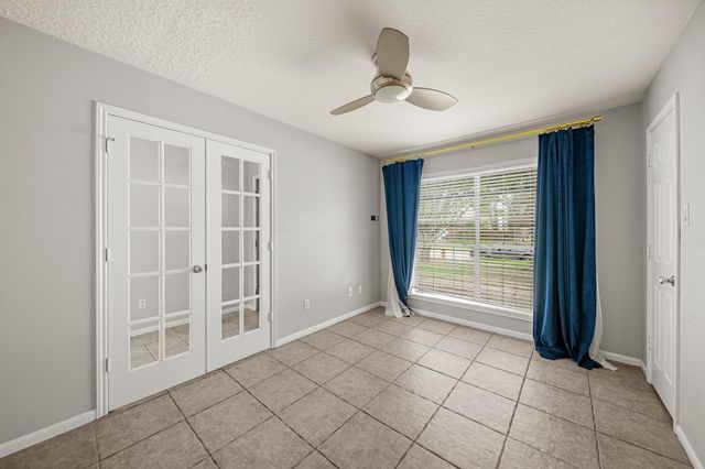 1242 Hunter Wood Drive, League City, TX 77573