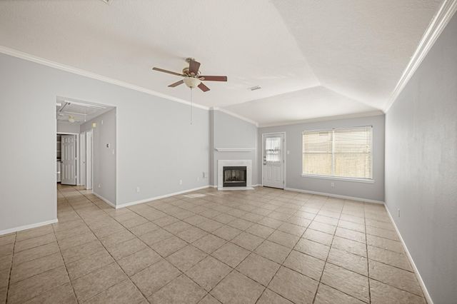 1242 Hunter Wood Drive, League City, TX 77573