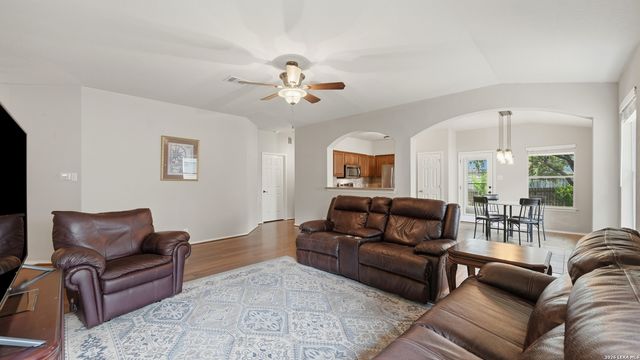 2442 FAYETTE DR, New Braunfels, TX 78130