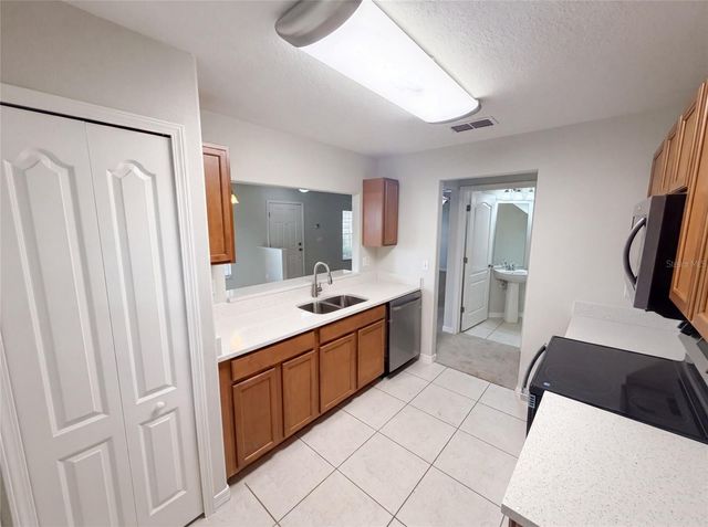 37557 DALIHA TERRACE, Zephyrhills, FL 33542