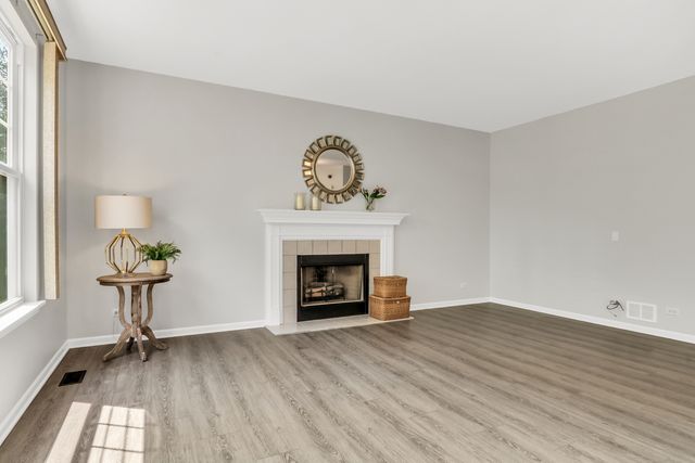 1056 Dana Court, Antioch, IL 60002