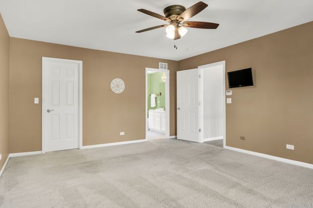 1056 Dana Court, Antioch, IL 60002