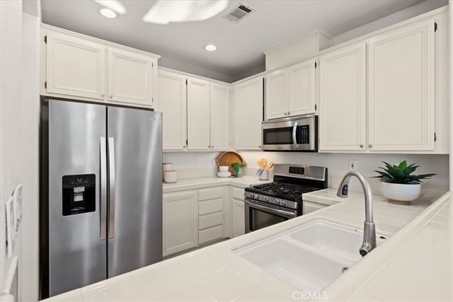 56 Seacountry Lane, Rancho Santa Margarita, CA 92688