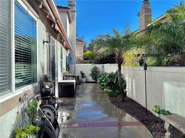 56 Seacountry Lane, Rancho Santa Margarita, CA 92688