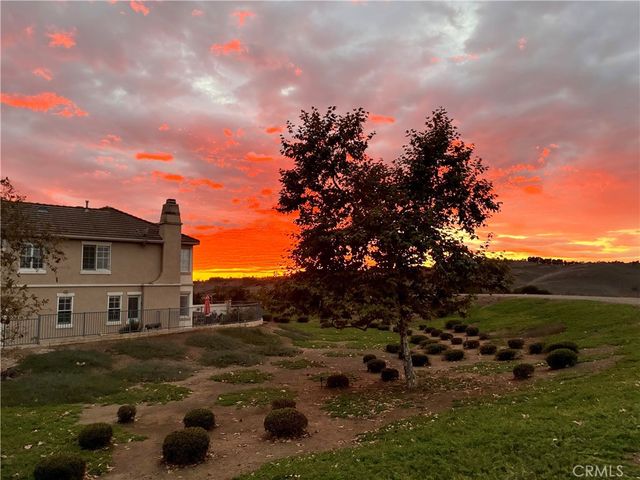 56 Seacountry Lane, Rancho Santa Margarita, CA 92688