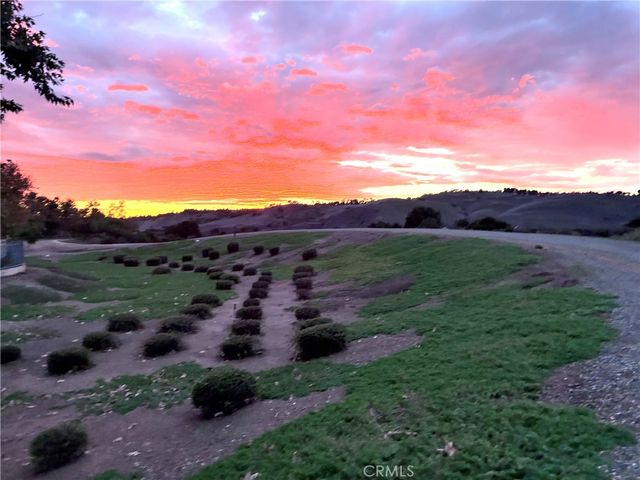 56 Seacountry Lane, Rancho Santa Margarita, CA 92688