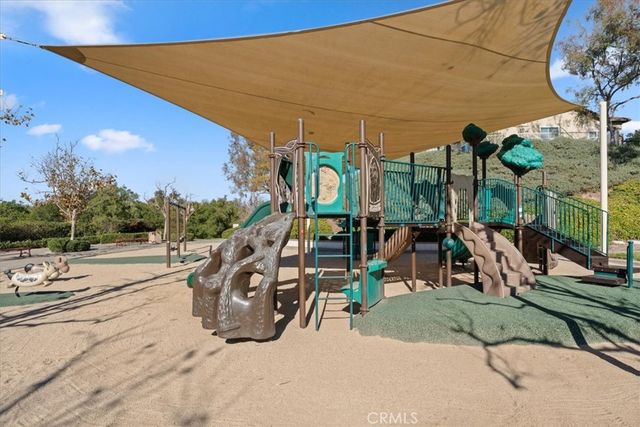 56 Seacountry Lane, Rancho Santa Margarita, CA 92688