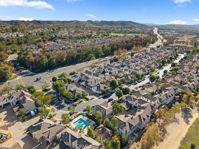 56 Seacountry Lane, Rancho Santa Margarita, CA 92688