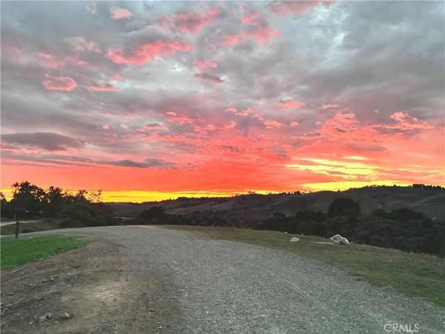 56 Seacountry Lane, Rancho Santa Margarita, CA 92688