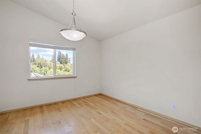 7977 E Clam Bay Court, Port Orchard, WA 98366