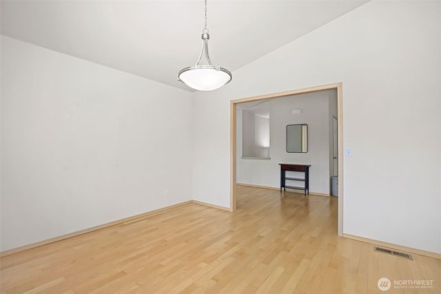 7977 E Clam Bay Court, Port Orchard, WA 98366