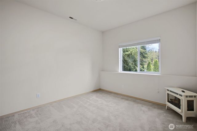 7977 E Clam Bay Court, Port Orchard, WA 98366
