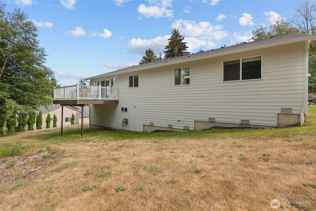 7977 E Clam Bay Court, Port Orchard, WA 98366