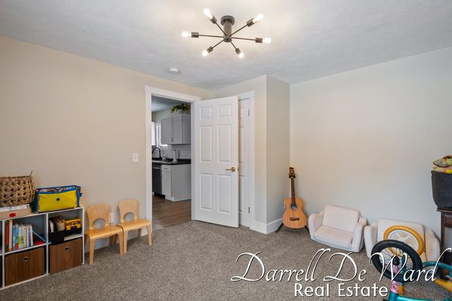 128 E Grand Street, Hastings, MI 49058