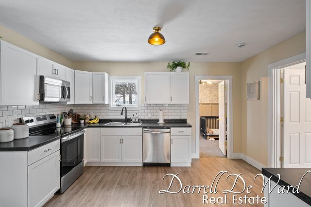 128 E Grand Street, Hastings, MI 49058