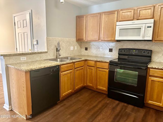 9595 AMARANTE Circle 10, Jacksonville, FL 32257