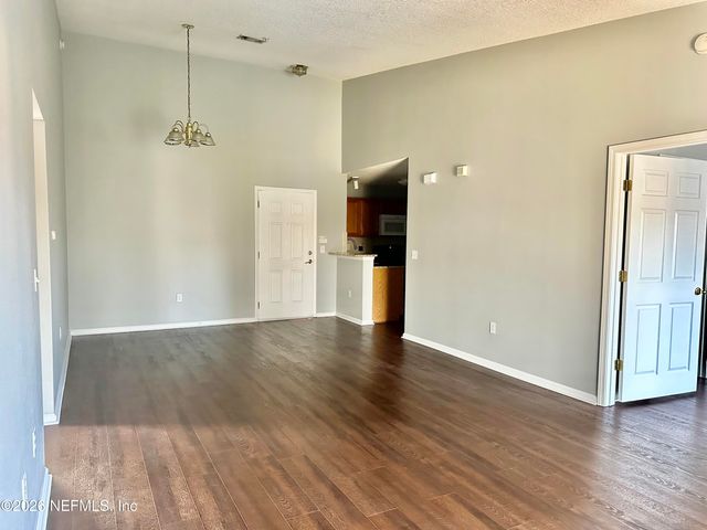 9595 AMARANTE Circle 10, Jacksonville, FL 32257